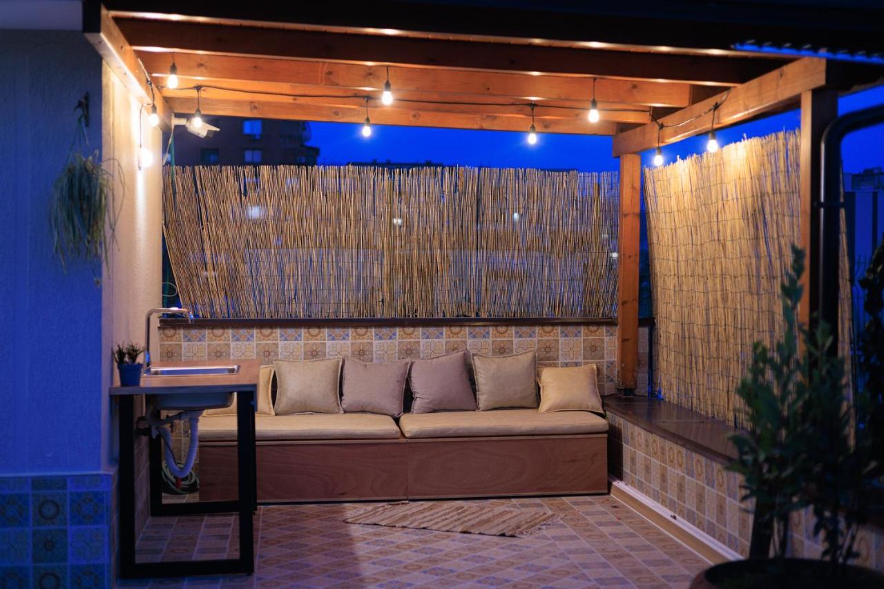 One-Bedroom Rooftop Skyline Central Hidden Gem In Tirana Extérieur photo